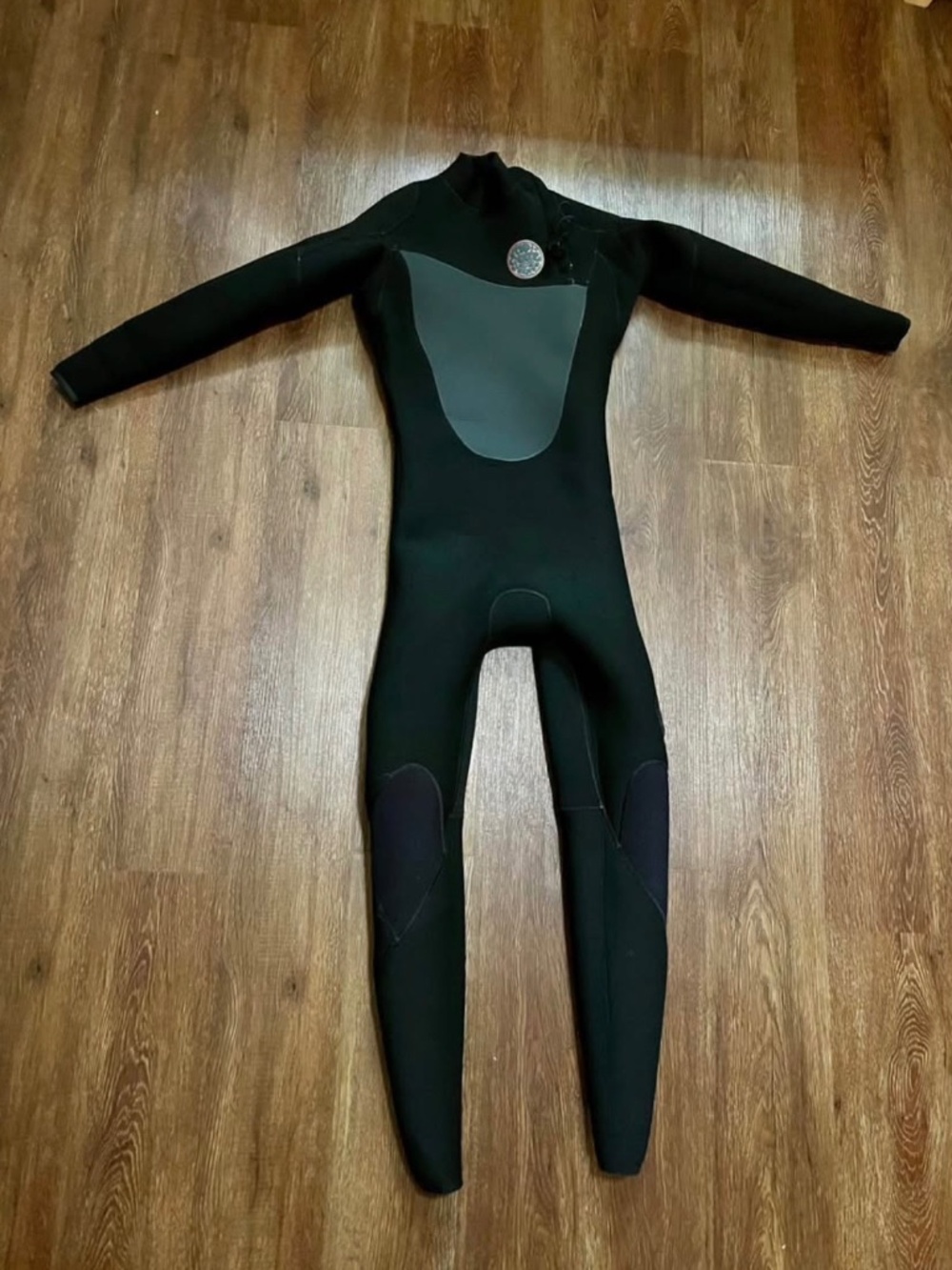 Rio curl women’s size 6 fullsuit 4/3 E7